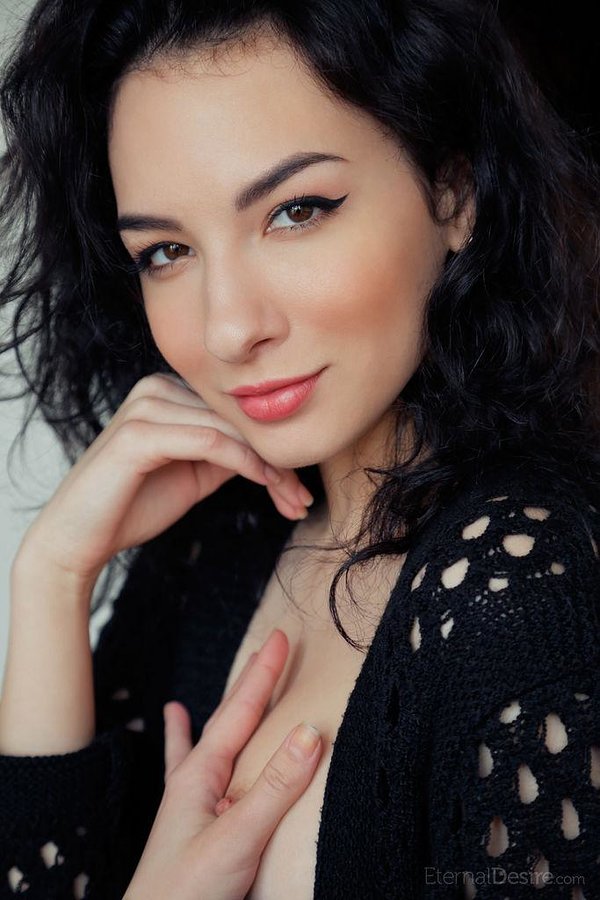 Есения, 21